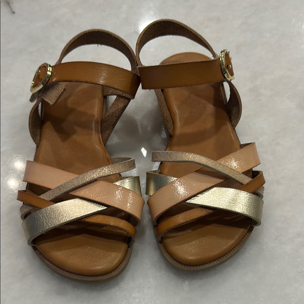 Elegant Tan and Gold girls strappy sandals